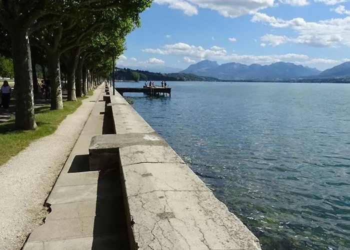 35 M² Bord De Aix Les Bains Apartamento